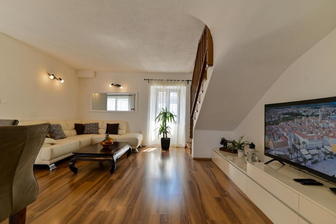 Apartman Ciciliani Trogir Exterior photo